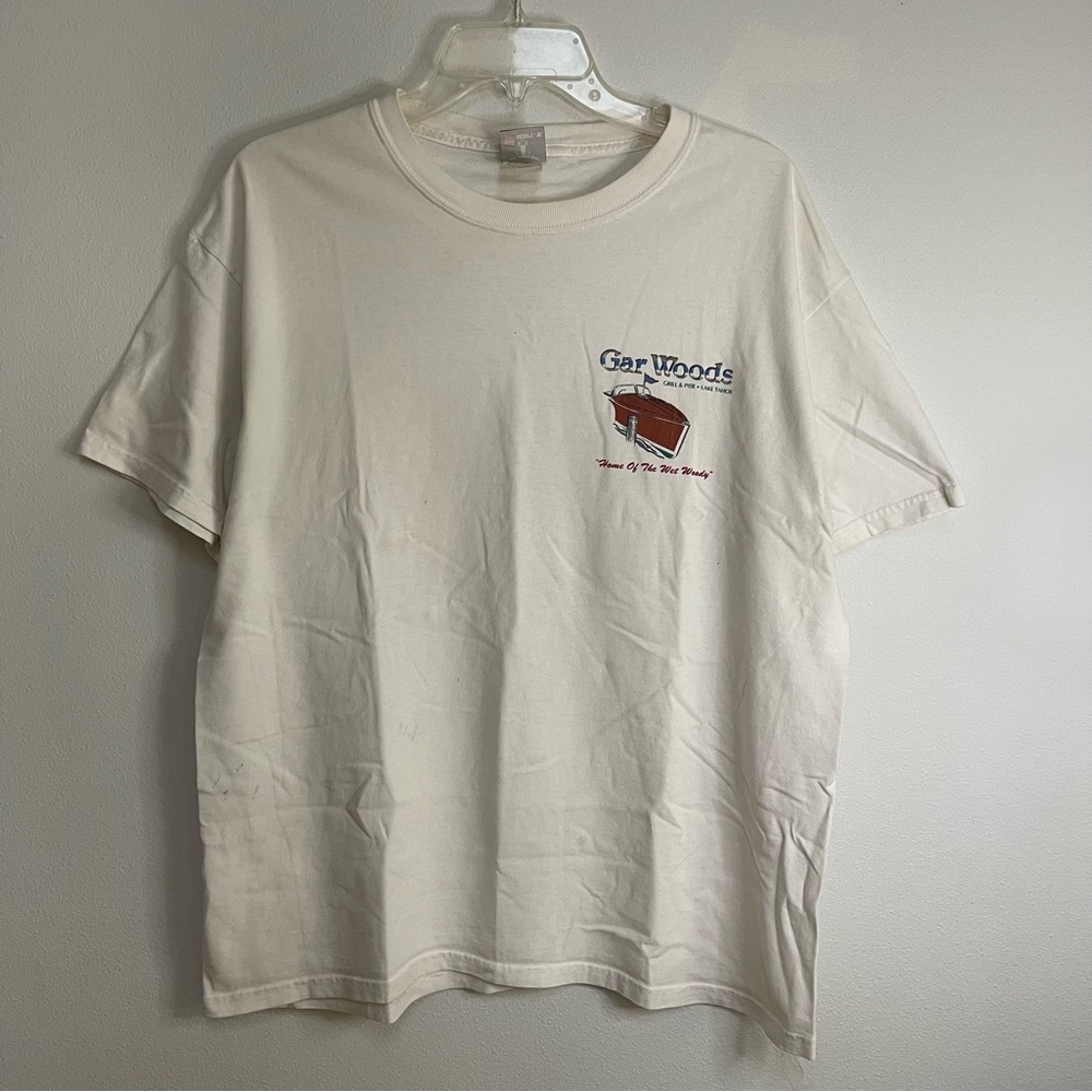 100% Cotton vintage lake T-shirt 🔥